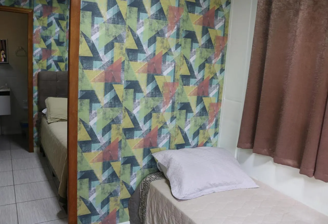 Bonabrigo Hostel & Suites Balneário Camboriú 0*,  Brazilië