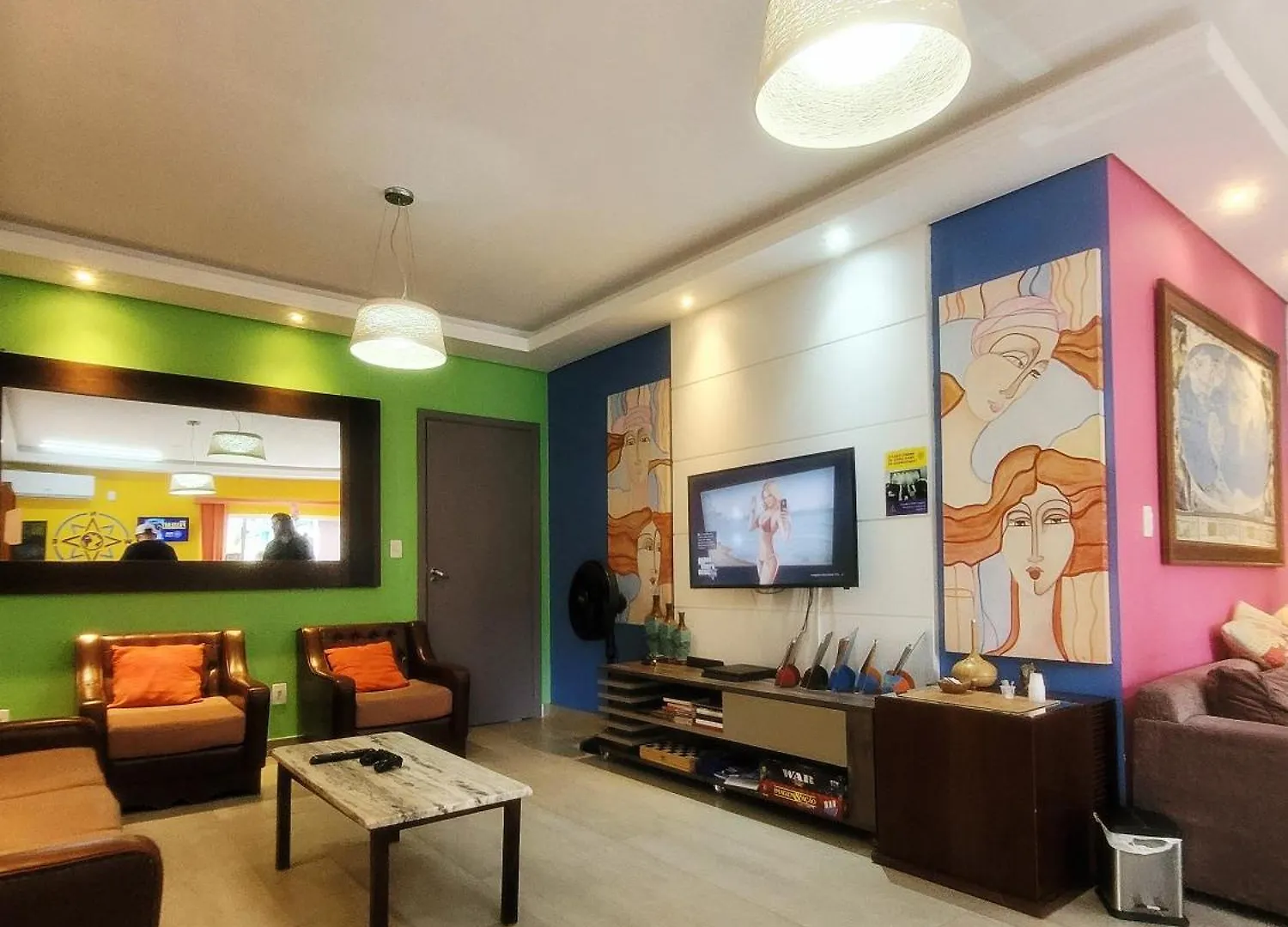 Bonabrigo Hostel & Suites Balneário Camboriú Brazilië